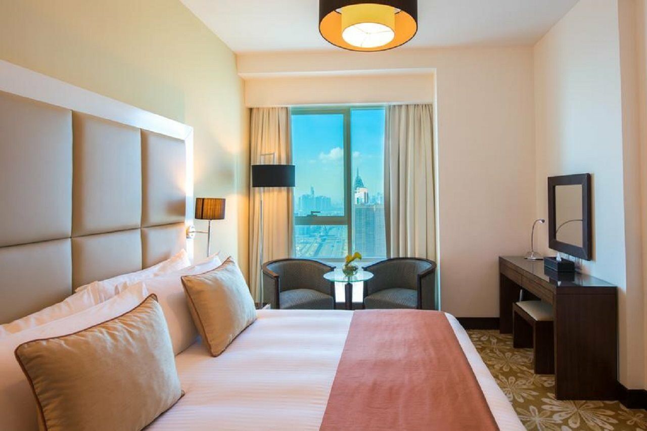 La Suite Dubai Hotel & Apartments Exterior foto